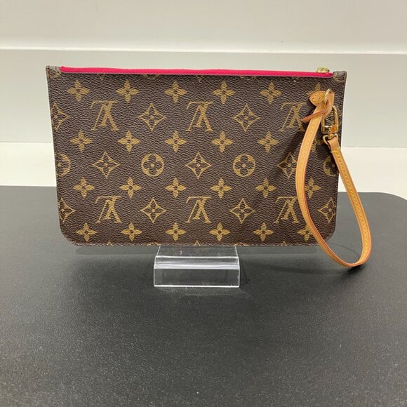 Louis Vuitton Monogram Neverful Pouch MM (104576) - Picture 2 of 8